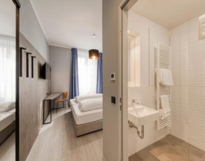 Smart Stay Hotel Station